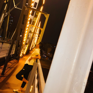 91探花在线播放1区2区3区
