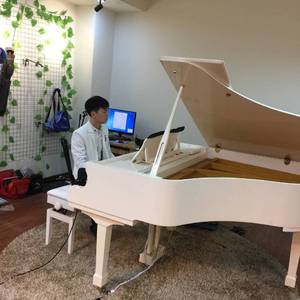 猛肏欧美巨乳美女B啪B啪
